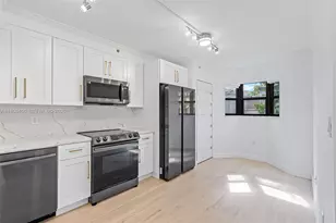 22841 SW 88th Pl, Cutler Bay, FL 33190 - Photo 7