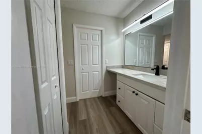 403 Lakeview Dr #203, Weston, FL 33326 - Photo 21