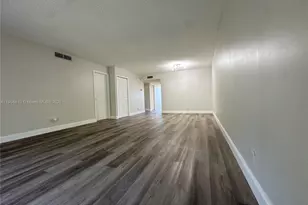 403 Lakeview Dr, Weston, FL 33326 - Photo 17