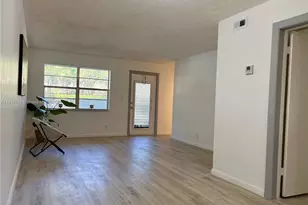 7310 NW 1st St, Margate, FL 33063 - Photo 9