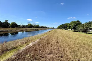 7310 NW 1st St, Margate, FL 33063 - Photo 25