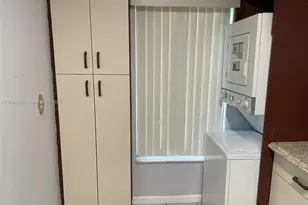 1140 NW 85th Ave, Plantation, FL 33322 - Photo 5