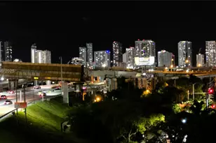 1350 NW 8th Ct, Miami, FL 33136 - Photo 29