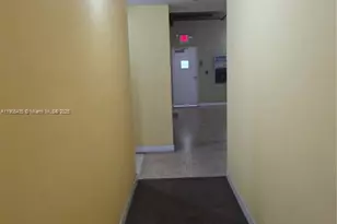 1350 NW 8th Ct, Miami, FL 33136 - Photo 9