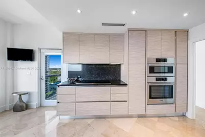 2645 S Bayshore Dr #1802, Miami, FL 33133 - Photo 11
