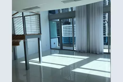 200 Biscayne Boulevard Way #902, Miami, FL 33131 - Photo 3