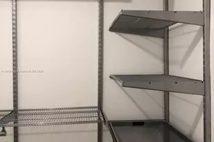 200 Biscayne Blvd Way, Miami, FL 33131 - Photo 13