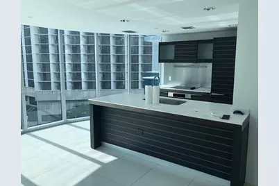 200 Biscayne Boulevard Way #902, Miami, FL 33131 - Photo 5