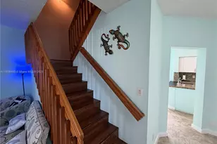 810 NE 212th Terrace, Miami, FL 33179 - Photo 15