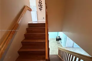 810 NE 212th Terrace, Miami, FL 33179 - Photo 37