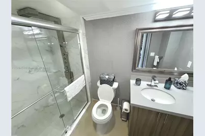 20500 W Country Club Dr #501, Aventura, FL 33180 - Photo 19