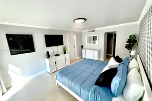 20500 W Country Club Dr, Aventura, FL 33180 - Photo 9