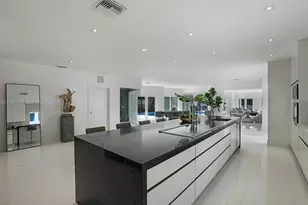 1040 S Shore Dr, Miami Beach, FL 33141 - Photo 21