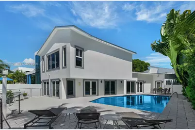 1040 S Shore Dr, Miami Beach, FL 33141 - Photo 1