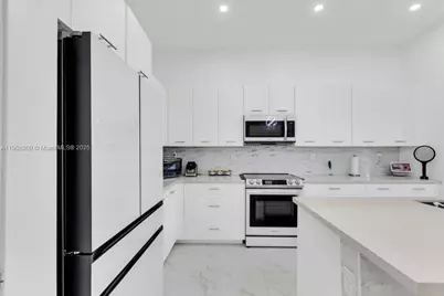 17353 SW 46th St, Miramar, FL 33029 - Photo 39