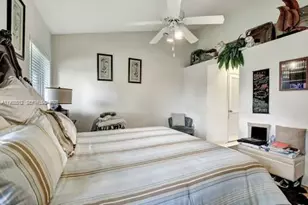 16312 Malibu Dr, Weston, FL 33326 - Photo 11