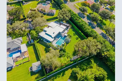 11135 SW 57th Ct, Cooper City, FL 33328 - Photo 3