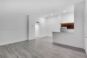 18845 NW 62nd Ave, Hialeah, FL 33015 - Photo 19