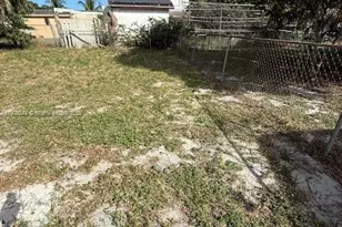 3001 NW 25th St, Fort Lauderdale, FL 33311 - Photo 11