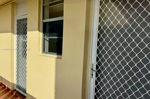 2930 Point E Dr, Aventura, FL 33160 - Photo 21