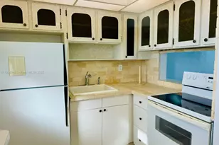 2930 Point E Dr, Aventura, FL 33160 - Photo 3