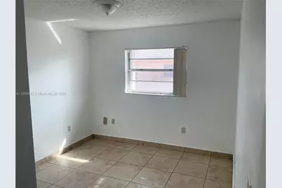 256 E 7th St #202, Hialeah, FL 33010 - Photo 5