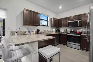 161 SE 34th Terrace, Homestead, FL 33033 - Photo 7