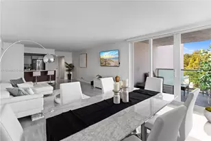 100 Bayview Dr, Sunny Isles Beach, FL 33160 - Photo 11