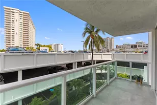 100 Bayview Dr, Sunny Isles Beach, FL 33160 - Photo 39