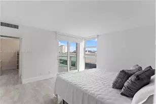 100 Bayview Dr, Sunny Isles Beach, FL 33160 - Photo 25