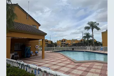 9735 Fontainebleau Blvd #G205, Miami, FL 33172 - Photo 5