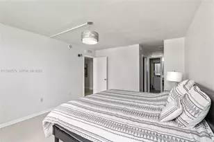 211 S Ocean Dr, Hollywood, FL 33019 - Photo 11