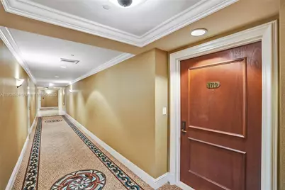 2000 Island Blvd #1710, Aventura, FL 33160 - Photo 5