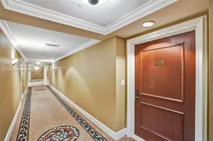 2000 Island Blvd, Aventura, FL 33160 - Photo 5