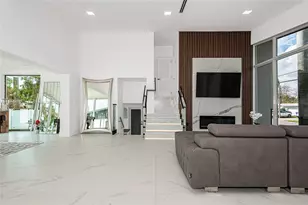 2436 Okeechobee Ln, Fort Lauderdale, FL 33317 - Photo 21