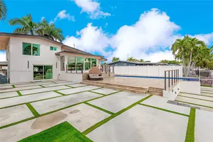 2436 Okeechobee Ln, Fort Lauderdale, FL 33317 - Photo 51