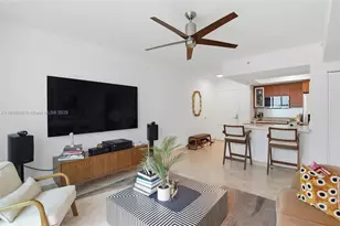 110 Washington Ave, Miami Beach, FL 33139 - Photo 11