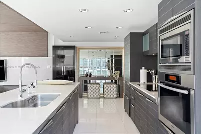 [Address not provided], Miami, FL 33131 - Photo 9