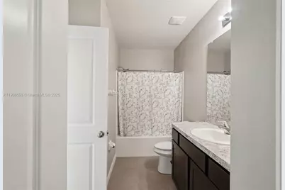 508 Glenn Cross Dr, Other City - In The State Of Florida, FL 33570 - Photo 21