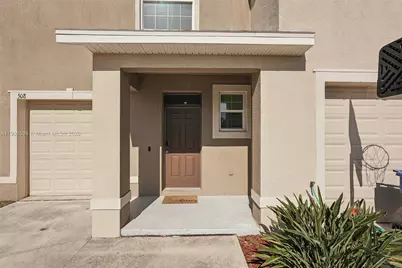 508 Glenn Cross Dr, Other City - In The State Of Florida, FL 33570 - Photo 3