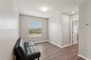 508 Glenn Cross Dr, Other City - In The State Of Florida, FL 33570 - Photo 13