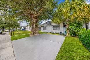 5709 Lincoln St, Hollywood, FL 33021 - Photo 3