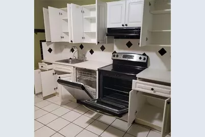 5100 SW 41st St #101, Pembroke Park, FL 33023 - Photo 31