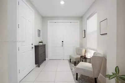 10204 NW 86th St, Doral, FL 33178 - Photo 5