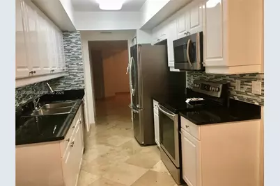 21055 Yacht Club Dr #2202, Aventura, FL 33180 - Photo 5