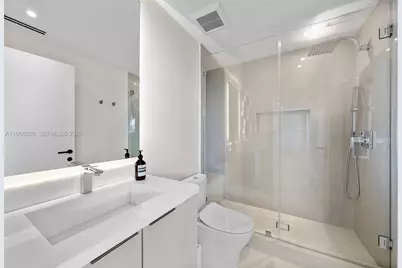601 NE 56th St, Miami, FL 33137 - Photo 65