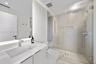 601 NE 56th St, Miami, FL 33137 - Photo 65