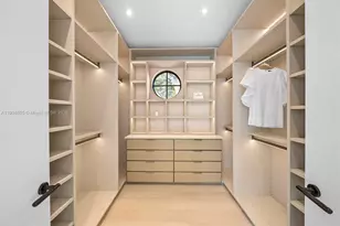 601 NE 56th St, Miami, FL 33137 - Photo 31