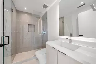 601 NE 56th St, Miami, FL 33137 - Photo 67
