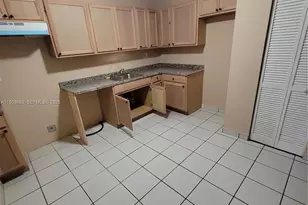 5100 SW 41st St, Pembroke Park, FL 33023 - Photo 13